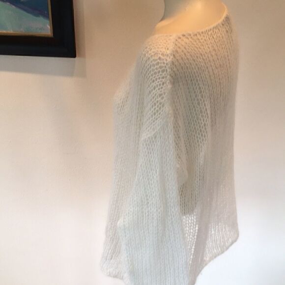 New Eileen Fisher Italian yarn ultra light weight sweater Creamy Ivory Large - Picture 16 of 16